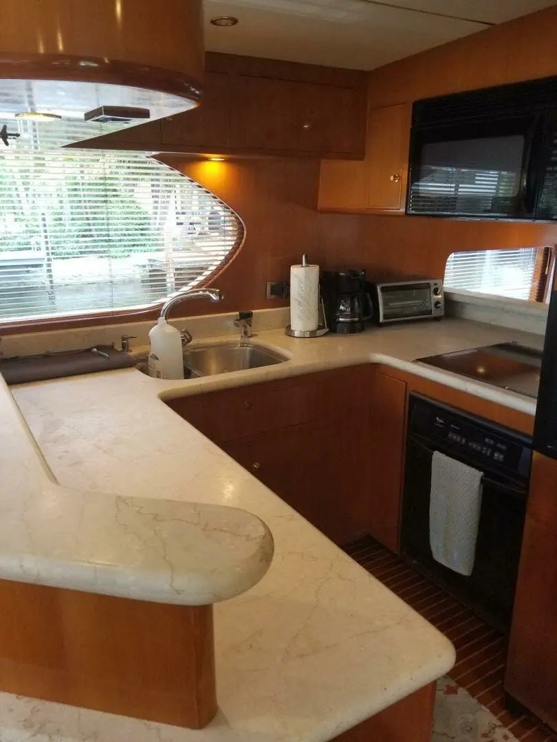 2005 Ocean 64 pilothouse