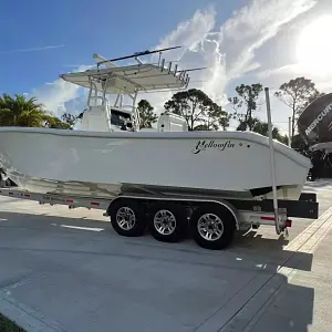 2016 Yellowfin Center Console