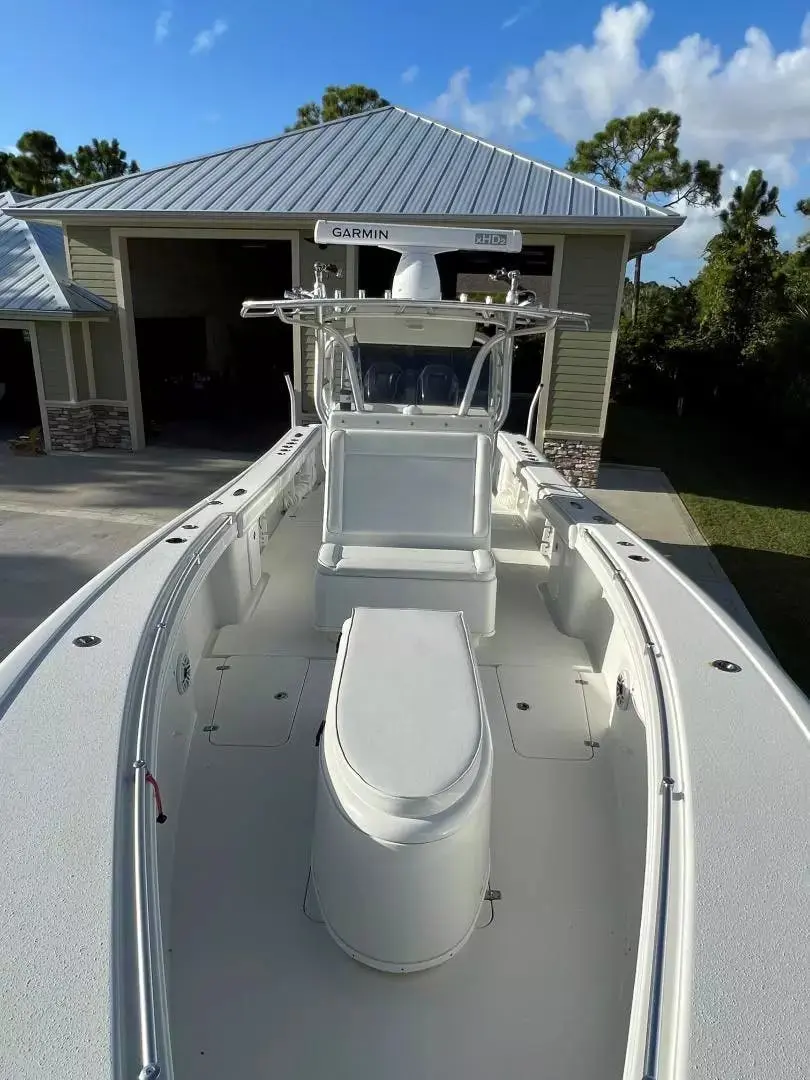 2016 Yellowfin center console