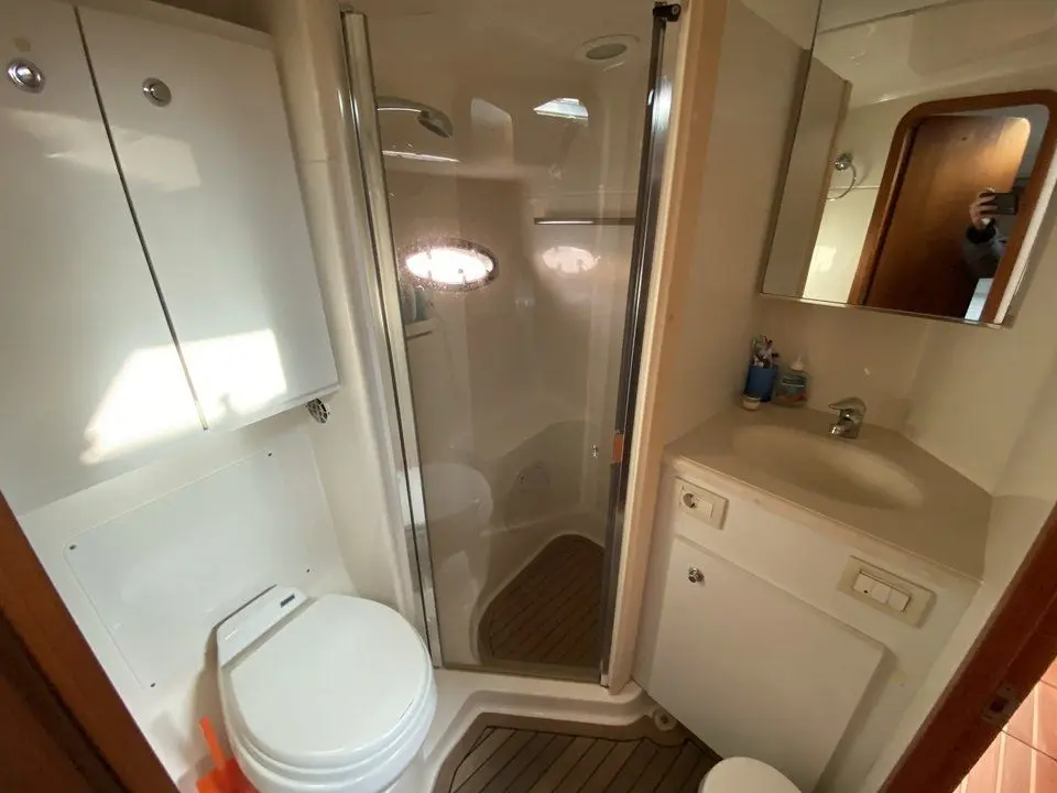 2006 Tiara 42