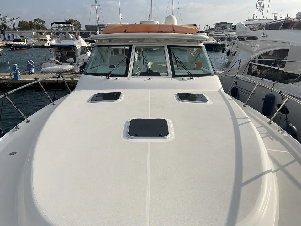 2006 Tiara 42