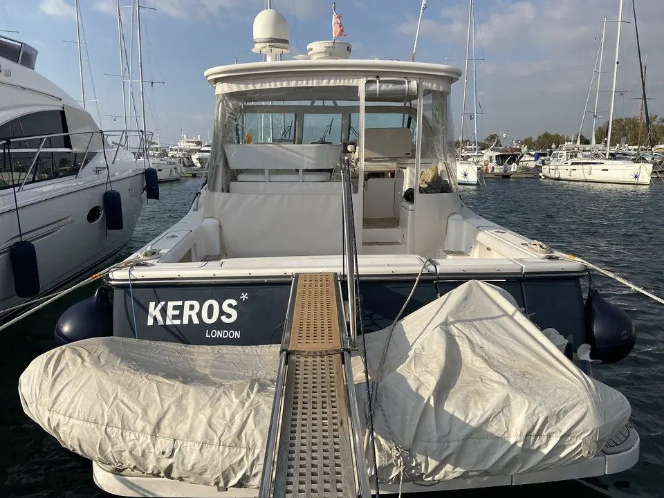 2006 Tiara 42