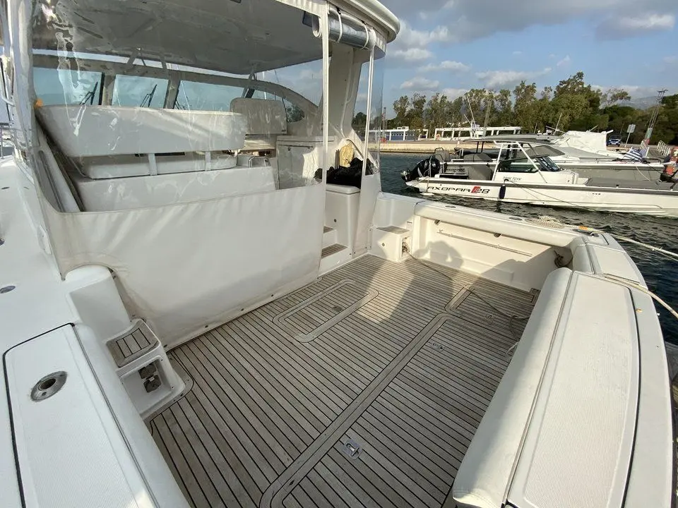 2006 Tiara 42