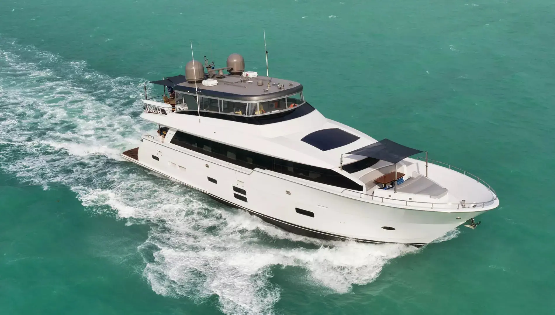 2019 Hatteras m90 panacera