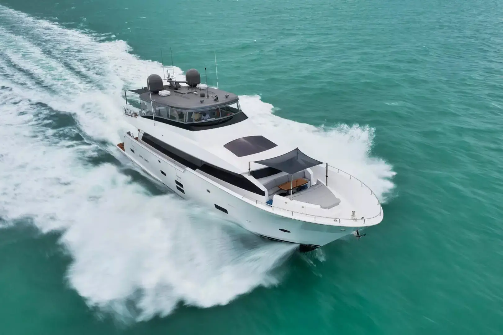 2019 Hatteras m90 panacera