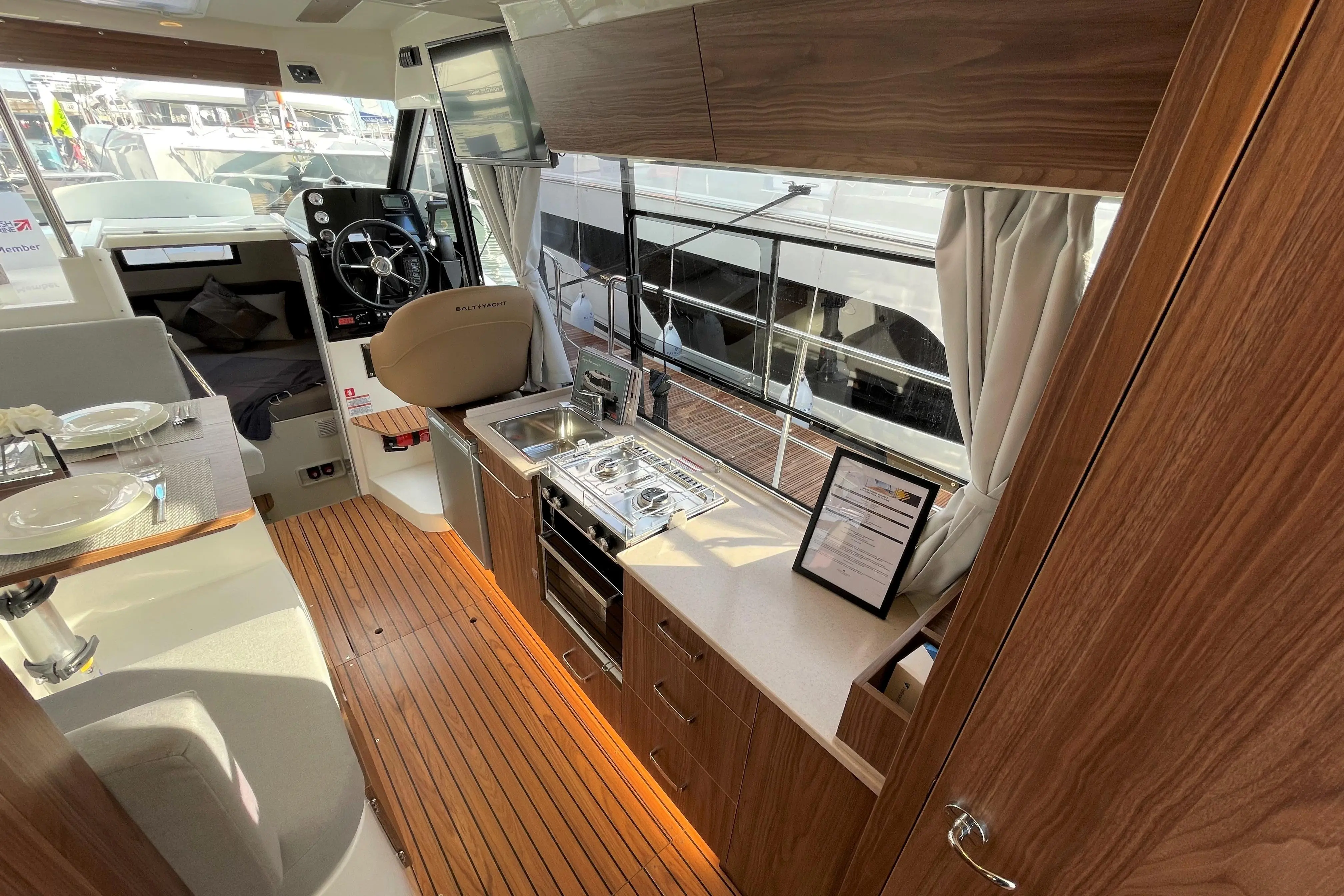 BALT YACHT SUNCAMPER 35 2023