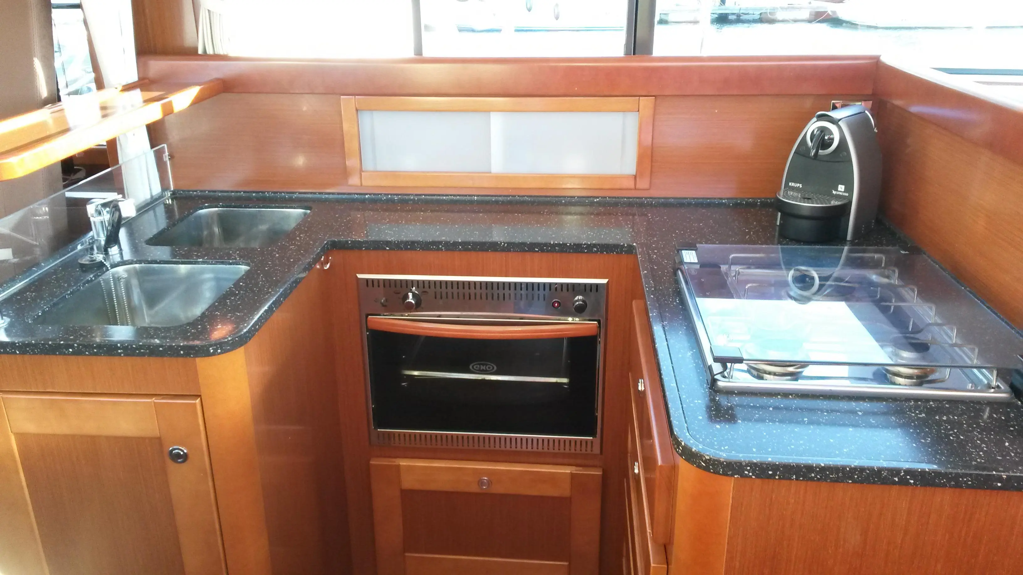 2012 Beneteau swift trawler 44