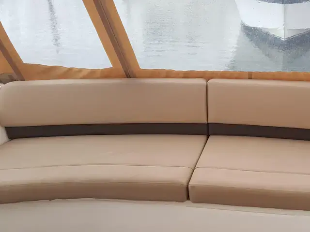 Princess 42 Flybridge