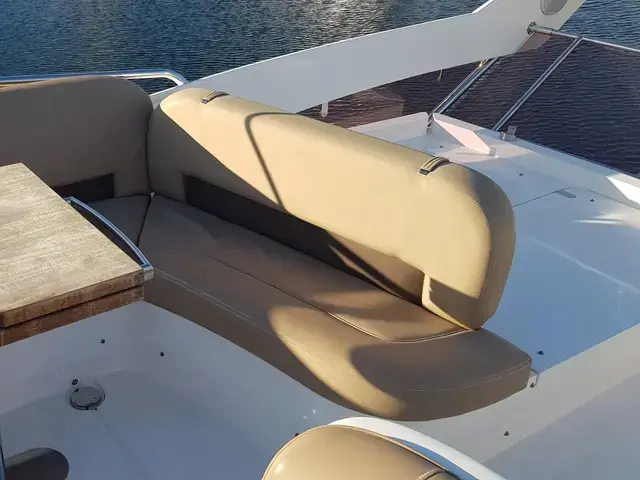 Princess 42 Flybridge