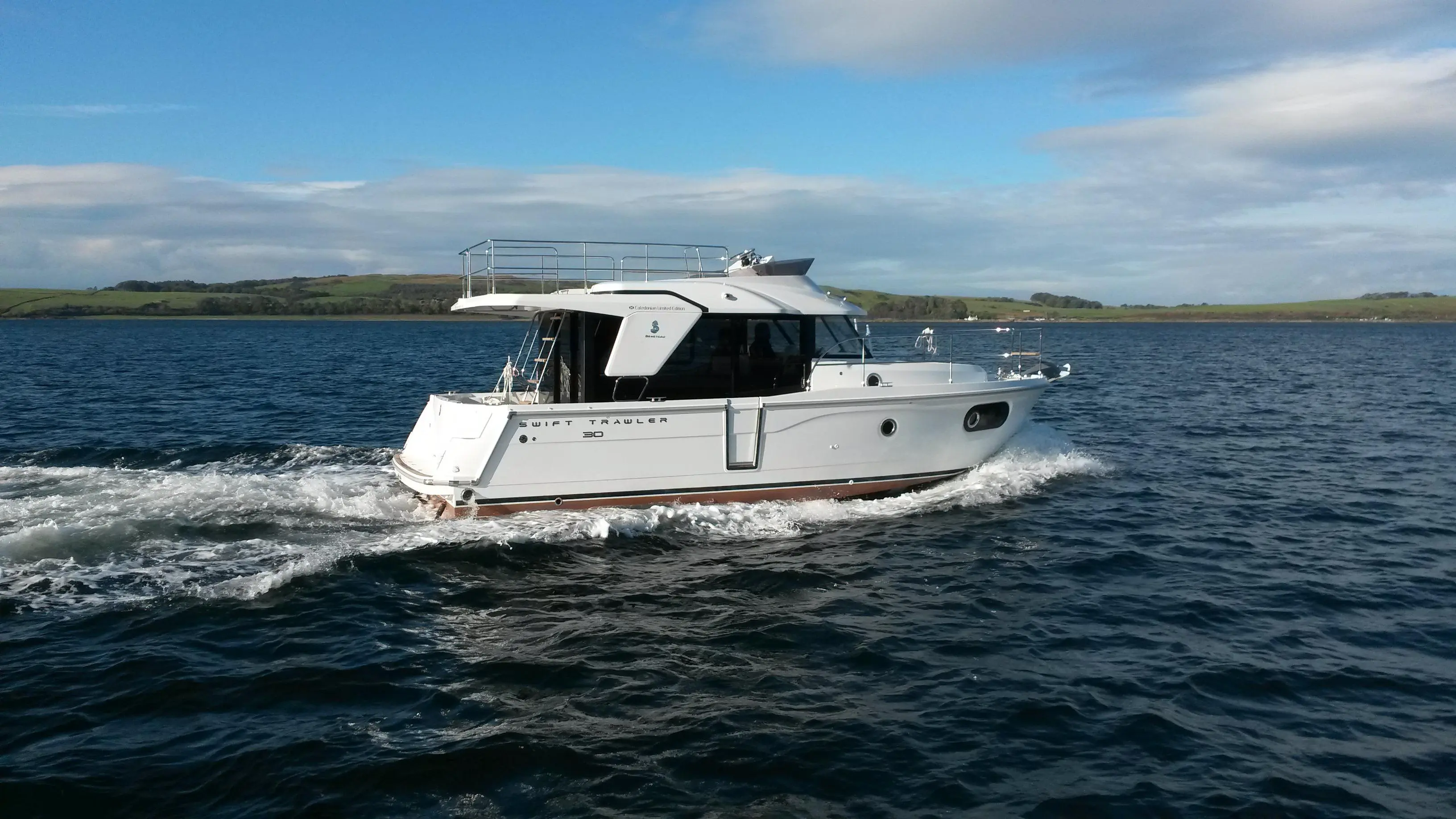 2017 Beneteau swift trawler 30