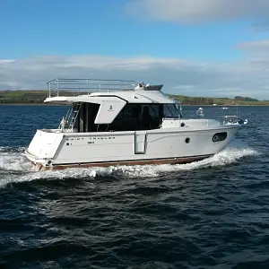 2017 Beneteau Swift Trawler 30