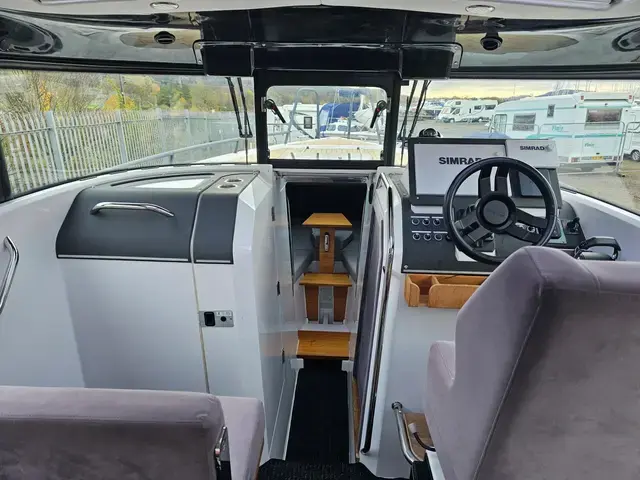 XO Boats 270 RS Front Cabin