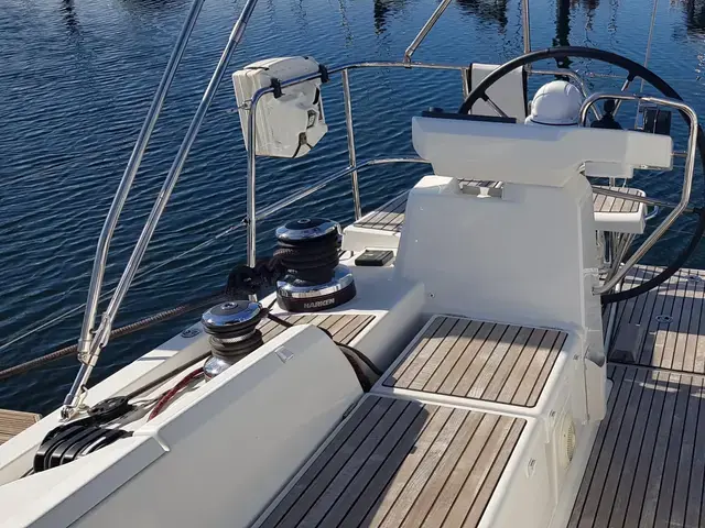 Jeanneau 54