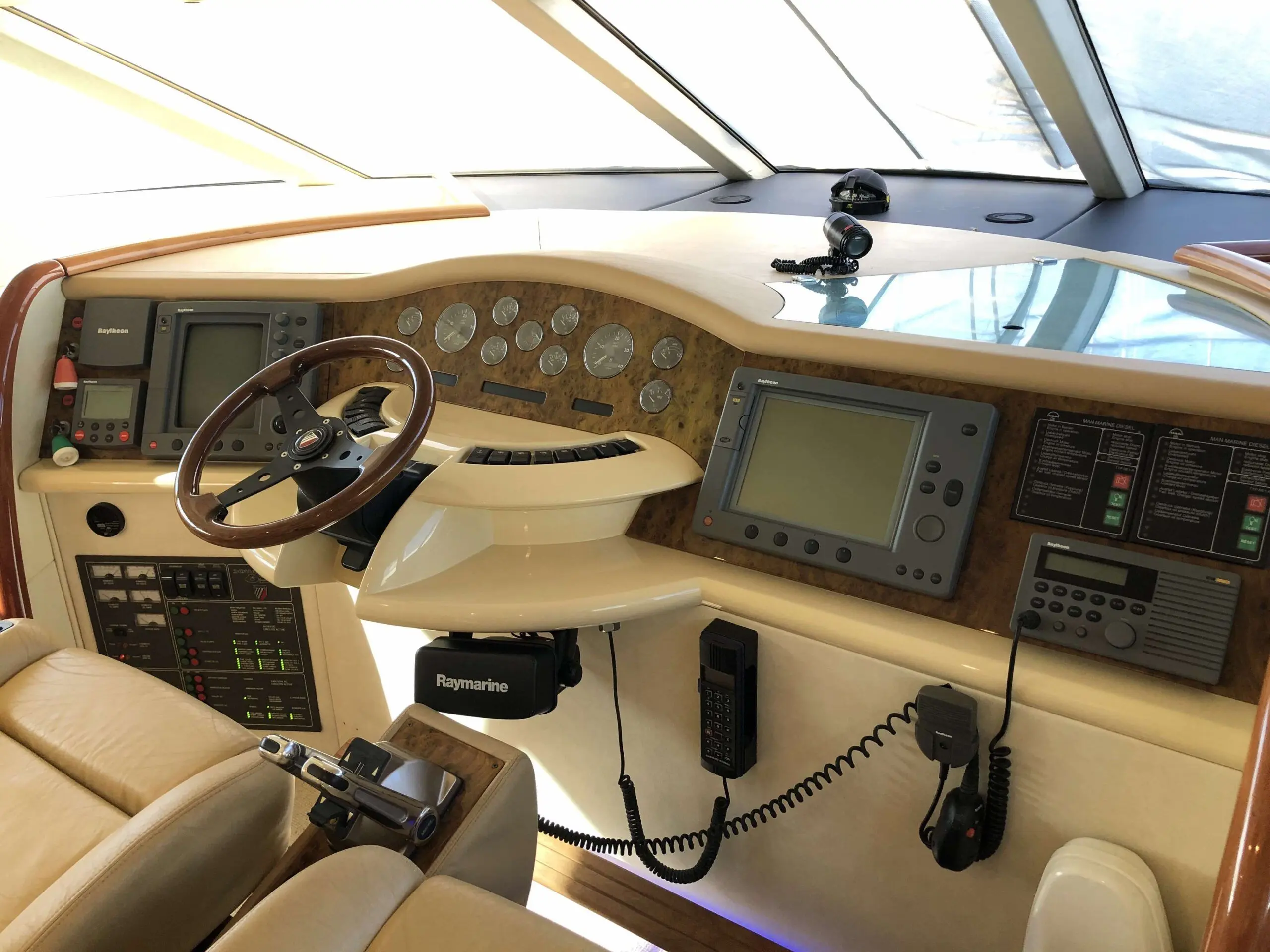 2001 Fairline squadron 62