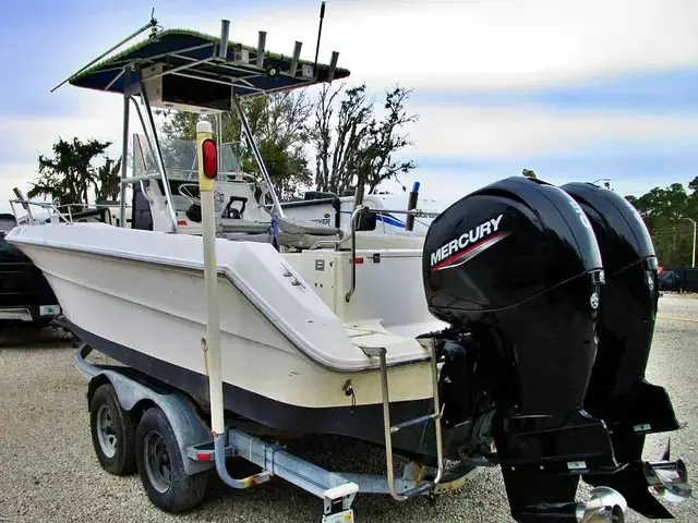 Sea Ray Laguna 24 CC