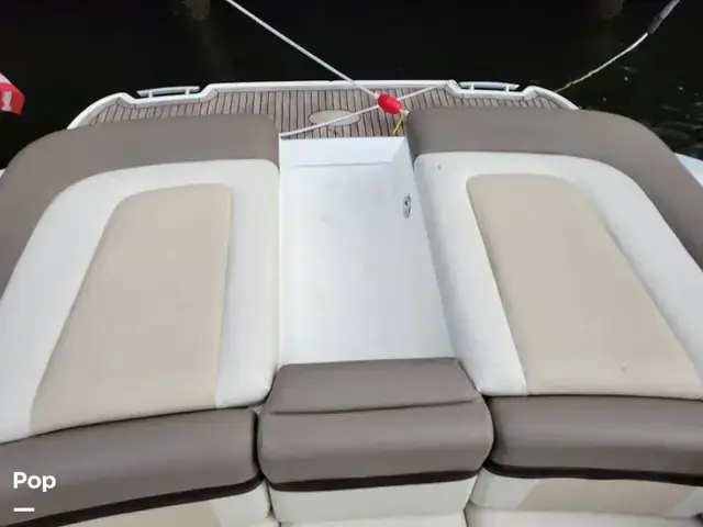 Sea Ray 270 SLX