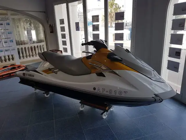 Yamaha VX700 WaveRunner