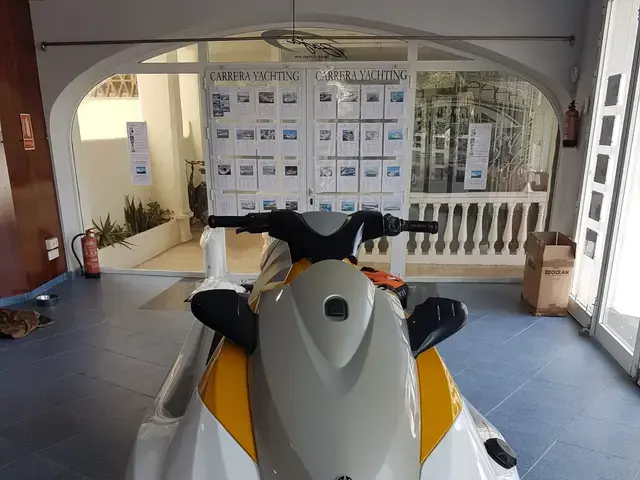 Yamaha VX700 WaveRunner