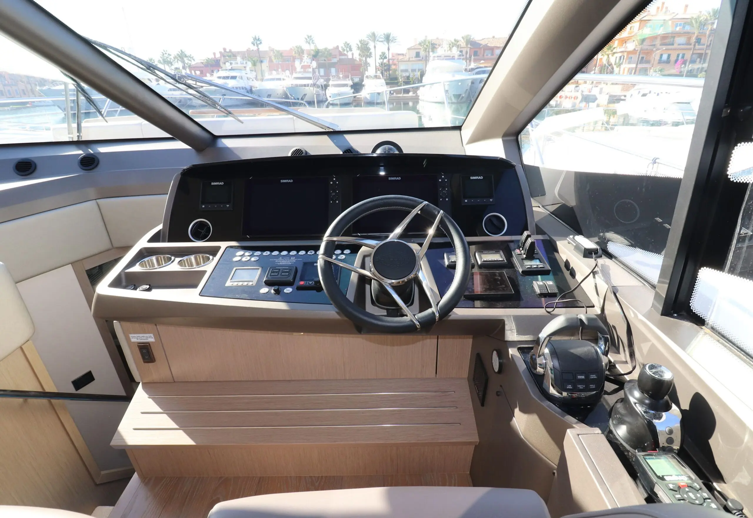 2018 Sunseeker manhattan 52