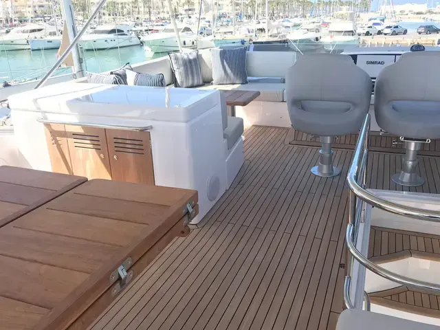 Sunseeker Manhattan 52