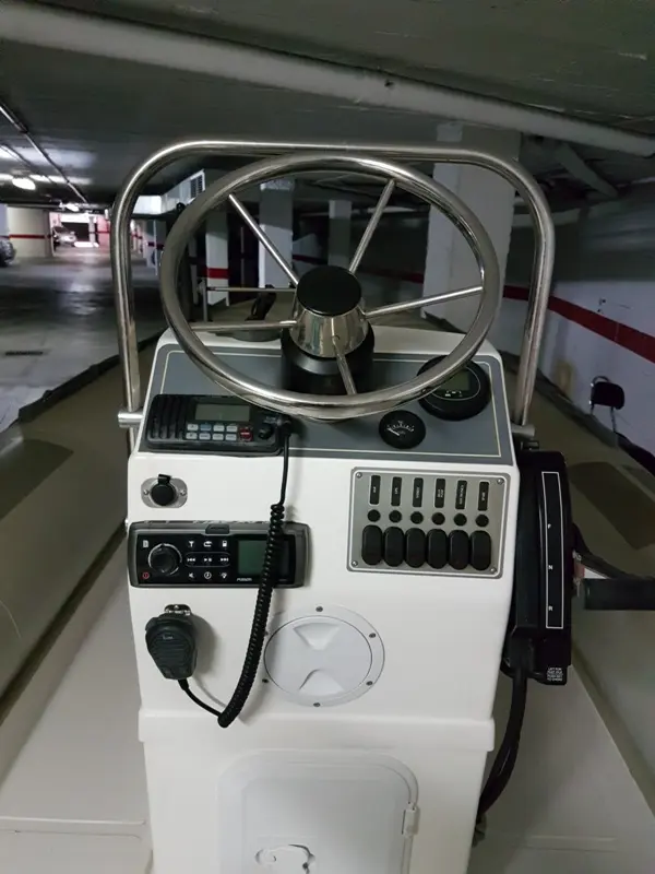 2013 Sea Pro 6.2 centre console rib