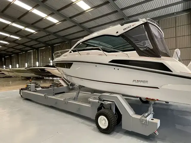 Flipper Boats 900ST