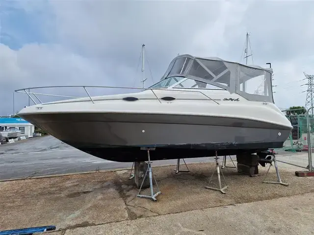 Sea Ray 240 Sundancer