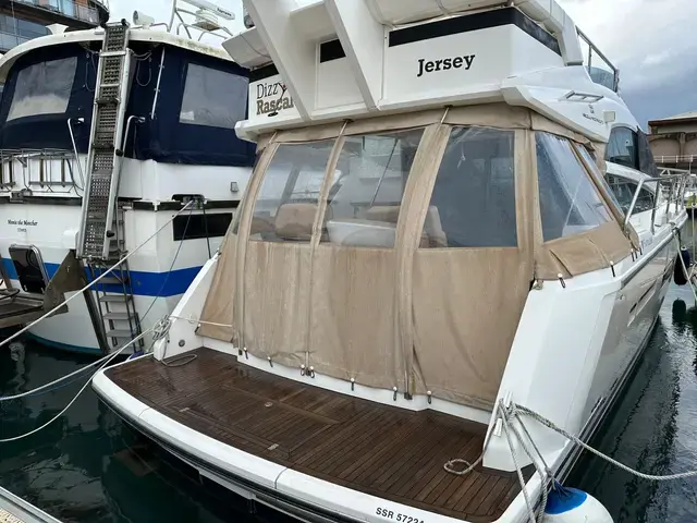 Fairline Squadron 42