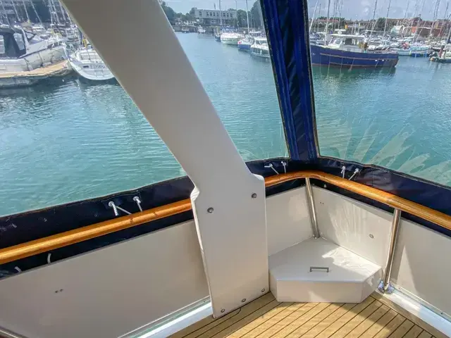 Trader 54 Sundeck