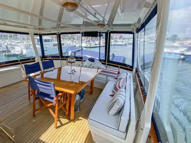 Trader 54 Sundeck