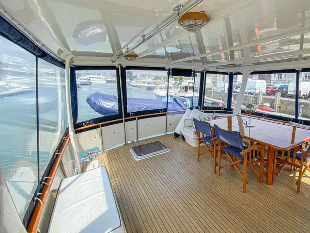 Trader 54 Sundeck