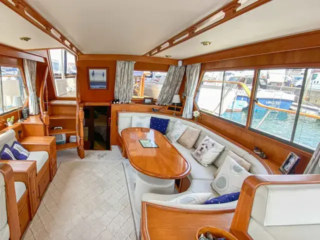 Trader 54 Sundeck