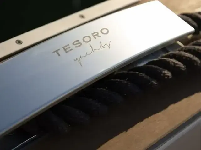 Tesoro T40