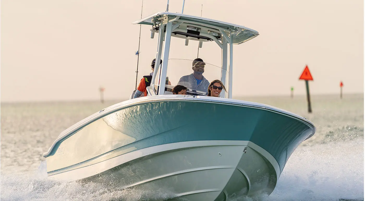 2023 Boston Whaler 250 dauntless