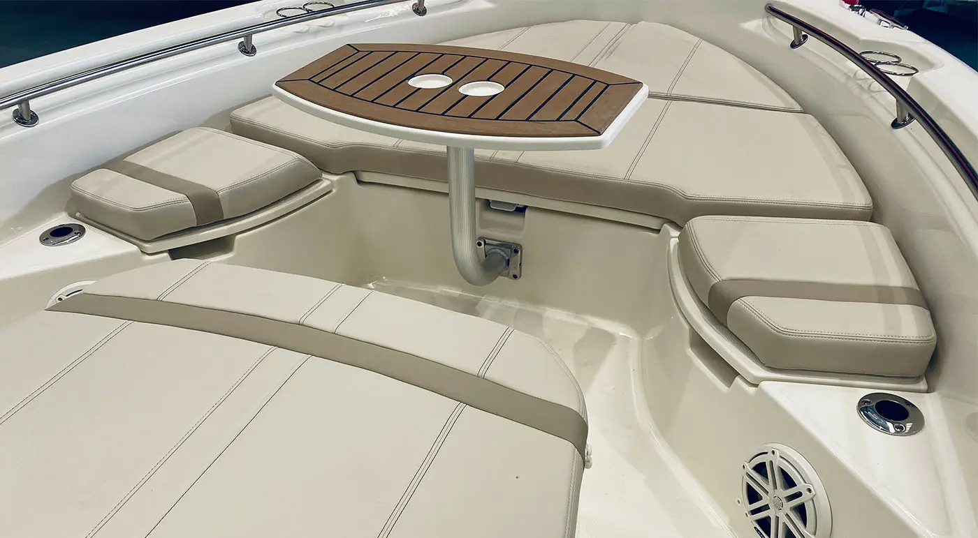 2023 Boston Whaler 250 dauntless