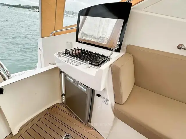 Sealine Sc 38