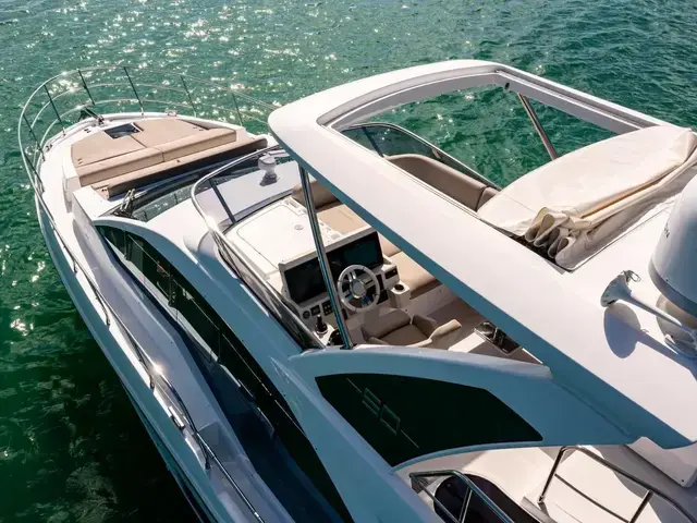 Azimut Custom