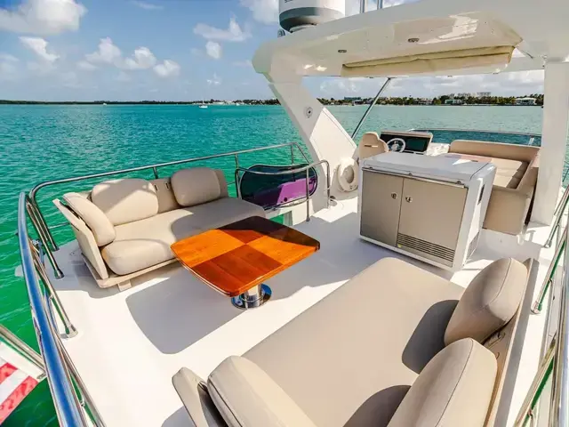 Azimut Custom