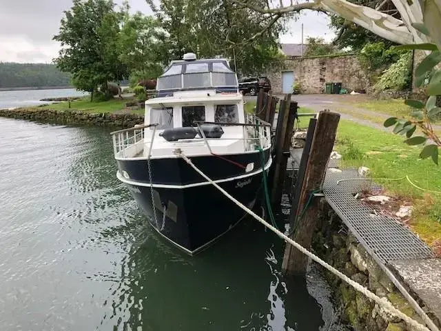 Dutch Steel Motoryacht