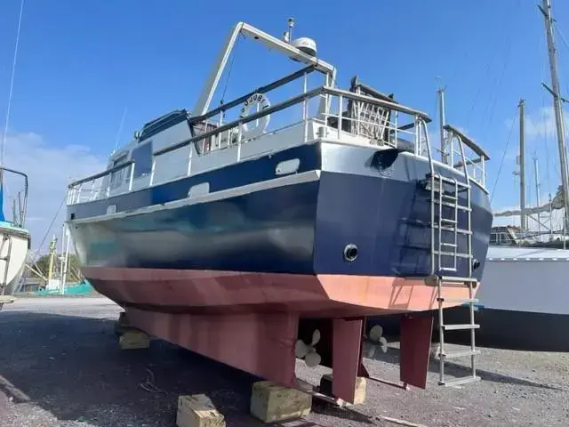 Dutch Steel Motoryacht