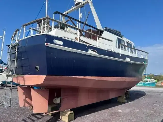 Dutch Steel Motoryacht