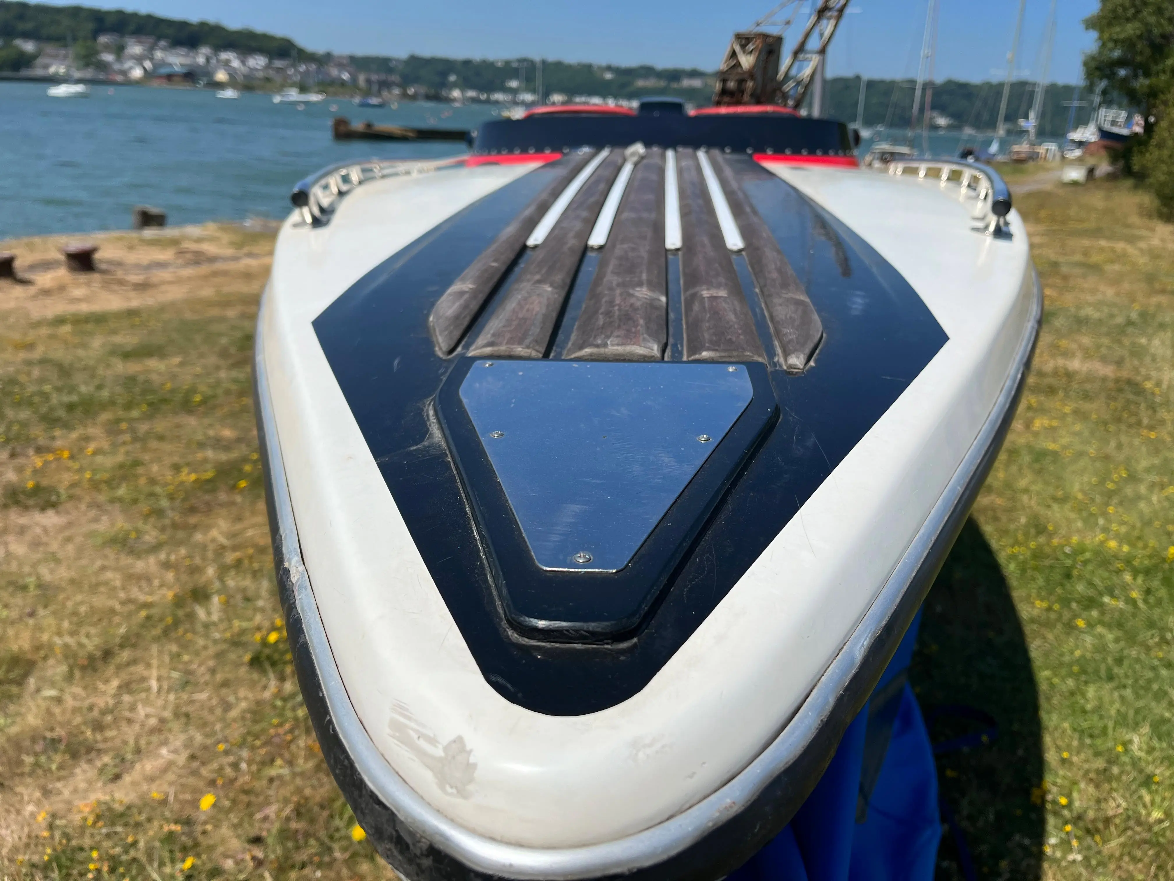 1994 Phantom 21 sports boat