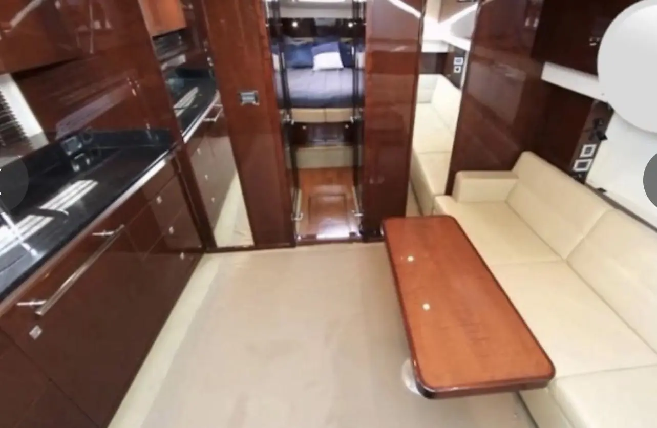 2010 Sea Ray 470 sundancer