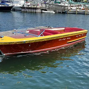 1953 Chris-Craft Holiday 24