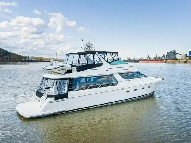 Carver 570 Voyager Pilothouse