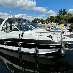 2009 Cruisers Yachts 300 CXi Express