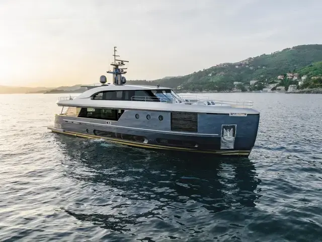 Azimut Magellano 30