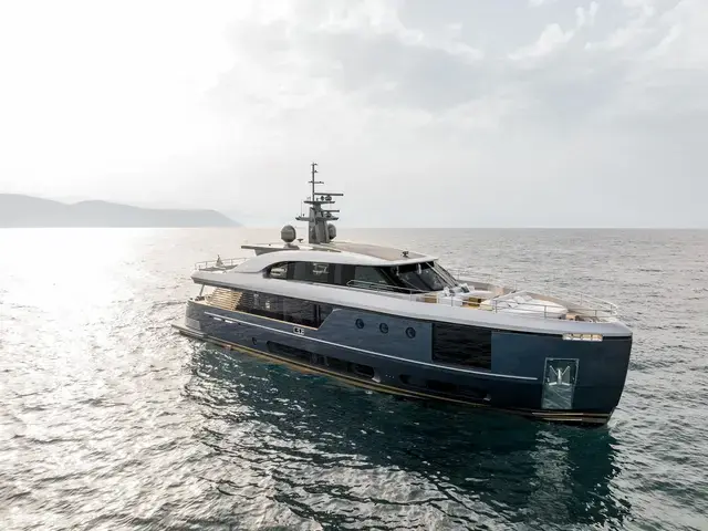 Azimut Magellano 30