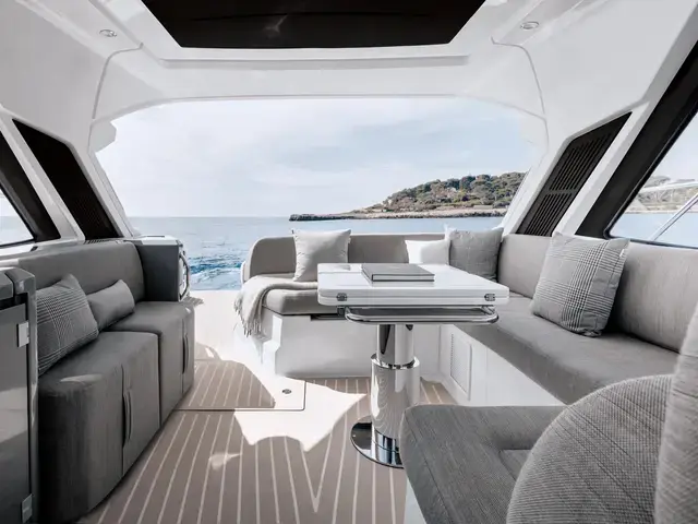 Azimut Atlantis 51