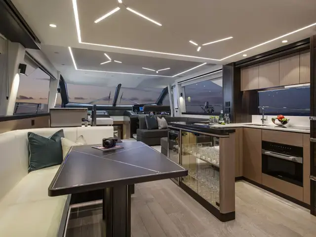 Sunseeker Manhattan 68